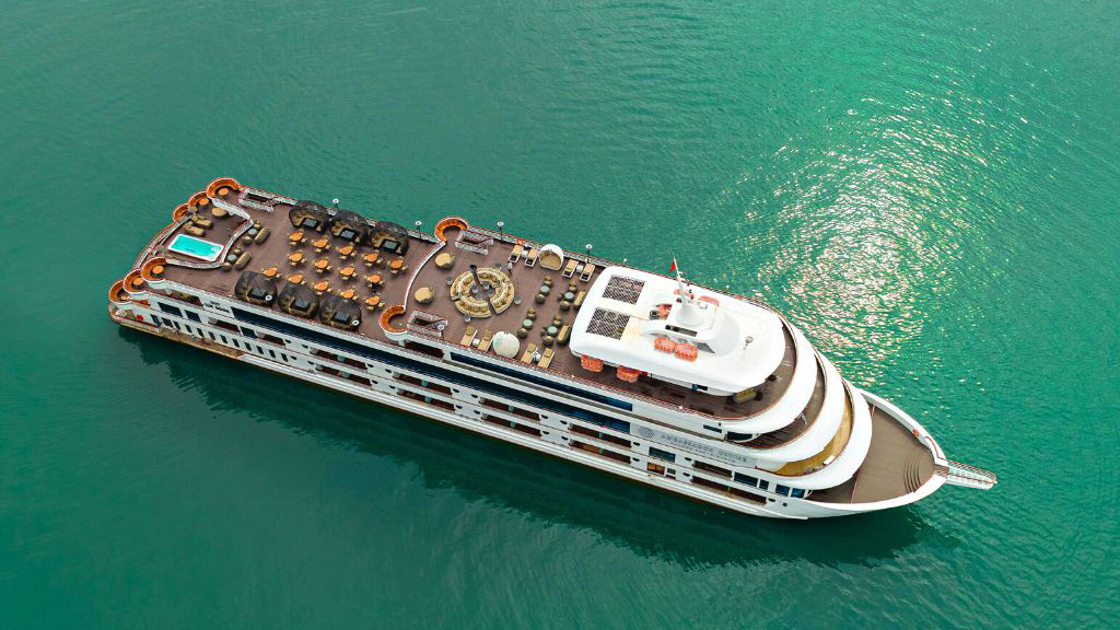 Tàu Ambassador 1 ngày Tàu Ambassador 1 ngày