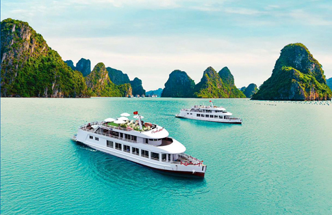 Tàu Crystal Holidays Hạ Long