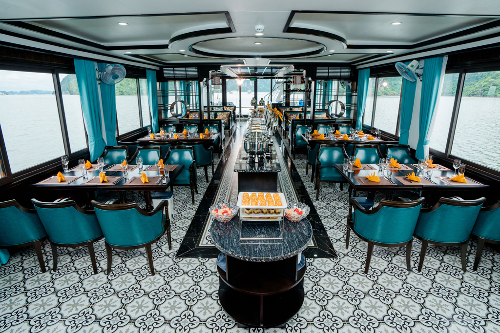 Tàu Dragon cruise thăm vịnh Hạ long
