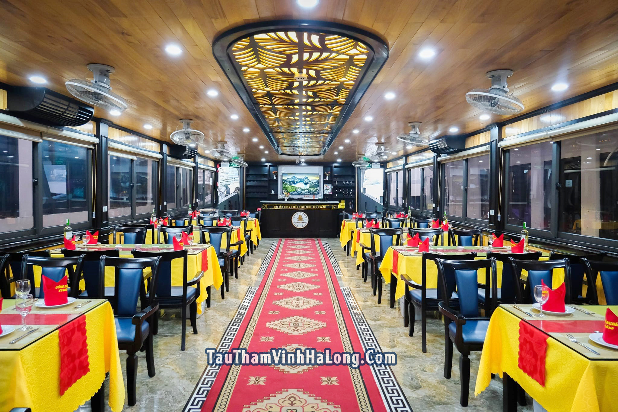 đội tàu công nghĩa vịnh Hạ Long đội tàu công nghĩa vịnh Hạ Long