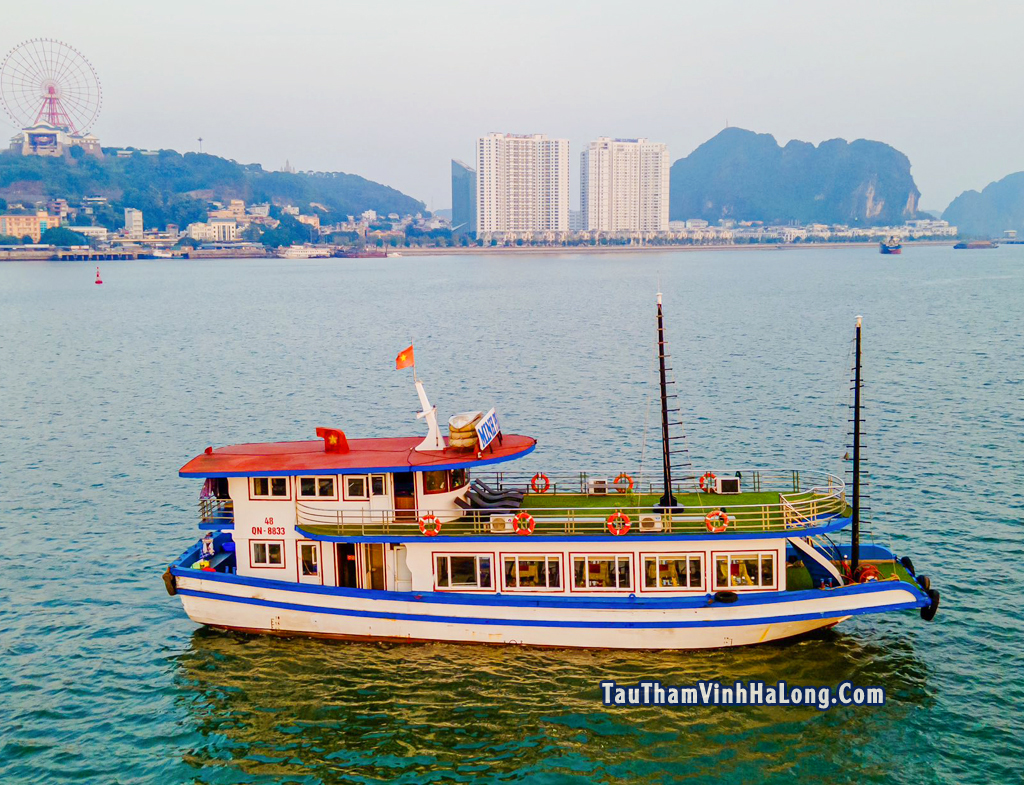tàu minh phát thăm vịnh hạ long